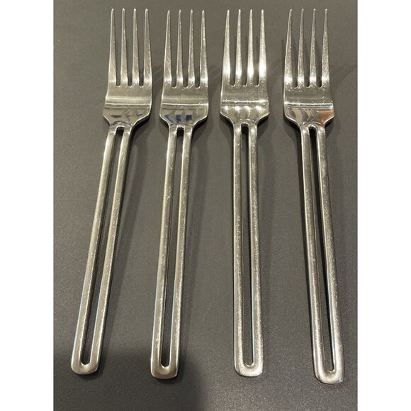 Towle Nordic 18/10 Stainless Dinner Forks Fork‎ Set Of 4 Indonesia Flatware - Picture 1 of 4